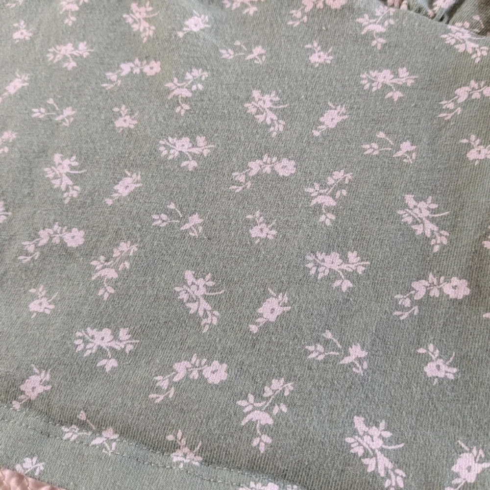 Hollister Green & White Floral Lace Cami Small Tank Top - Picture 4 of 5
